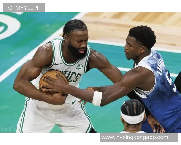 波什盛赞杰伦布朗表现出色认为其是MVP有力竞争者 波什盛赞杰伦布朗表现出色认为其是MVP有力竞争者